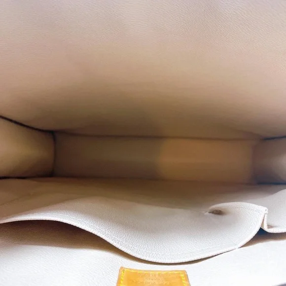 Beautiful and modern Authentic LOUIS VUITTON monogram Sac Plat tote bag - Picture 5 of 8